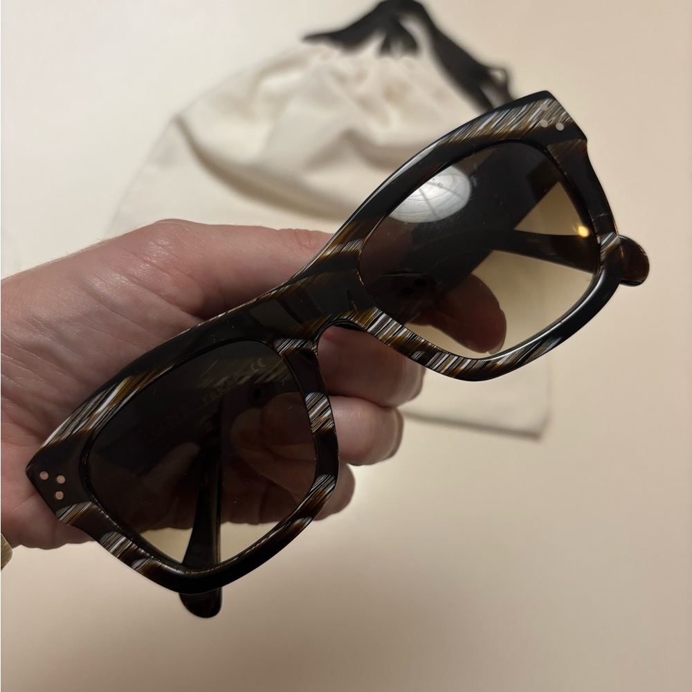 Celine Sunglasses with fabric bag - Picture 2 of 10